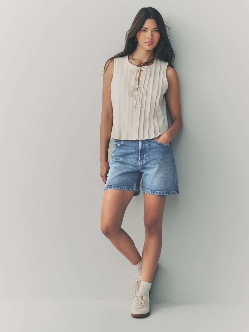 LXH82336 Mid Blue Denim Stretch Mom Shorts - Image 3