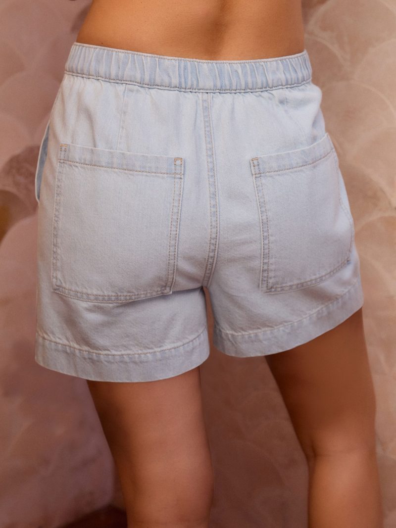 LXH82340 Bleach Utility Lightweight 100% Cotton Denim Shorts - Image 3