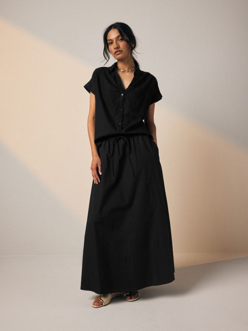 LXH82369 Black Short Sleeve Shirt with Linen - Image 3