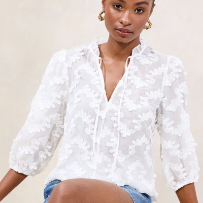 LXH82373 White 3/4 Sleeve 3D Fabric Blouse