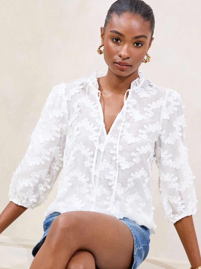 LXH82373 White 3/4 Sleeve 3D Fabric Blouse